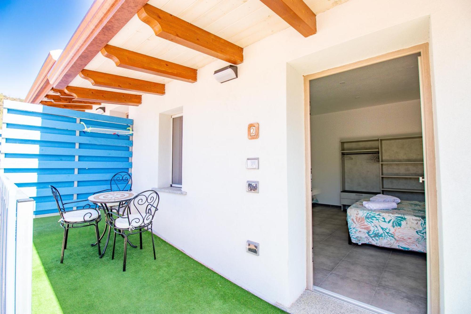 S'Omu E Chicchinu Rooms كارديدو المظهر الخارجي الصورة